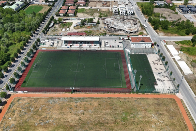 Sakarya'nın en büyük futbol tesisi yenileniyor
