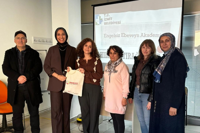 Kocaeli'de Engelsiz Ebeveyn Akademisi’nde sağlıklı beslenme konuşuldu