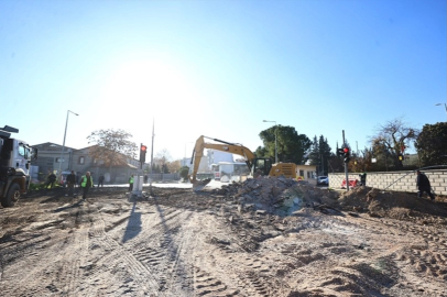 Denizli’de Çal Caddesi baştan aşağı yenileniyor