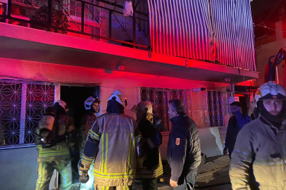İzmir Buca'da ev yangını: 1 ölü!