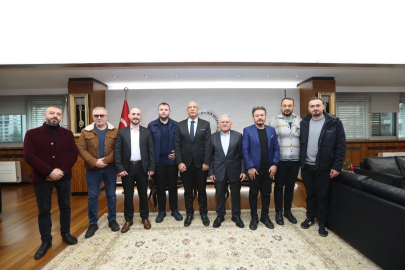 Memduh Büyükkılıç'a ziyaretçi akını