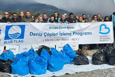 Deniz Çöpleri İzleme Programı'nda Balıkesir Altınkum’da temizlik