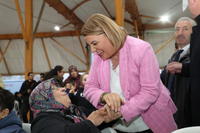 Kocaeli İzmit'te yüzlerce kişi aynı sofrada buluştu
