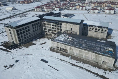 Ağrı’da Kadın Doğum ve Çocuk Hastanesi'nde sona doğru