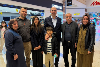Konya'da Başkan Altay AVM'de esnaf ve vatandaşlarla buluştu