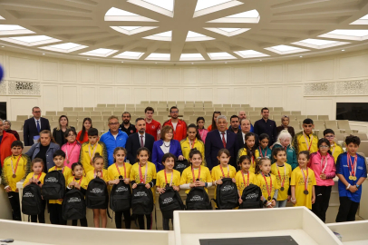 Gaziantep'te Başkan Şahin sporcularla bir araya geldi